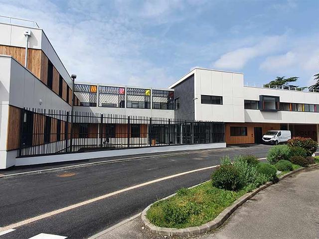 Centre Hospitalier psychiatrique Charles Perrens — Bordeaux — Architecte : BL2 M. Lorenz — BET : CETAB